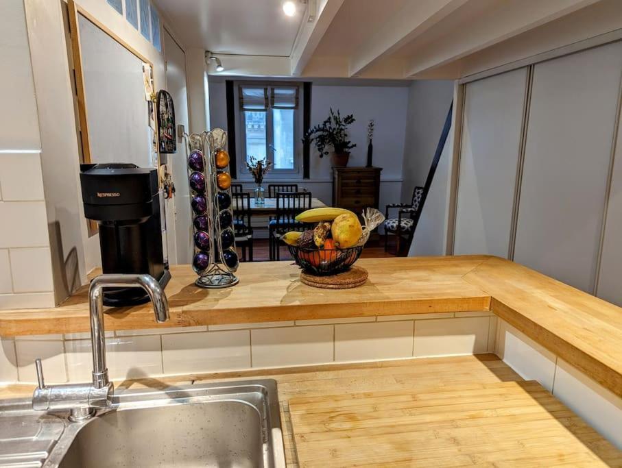 Appartement Superbe - Rue Privee *